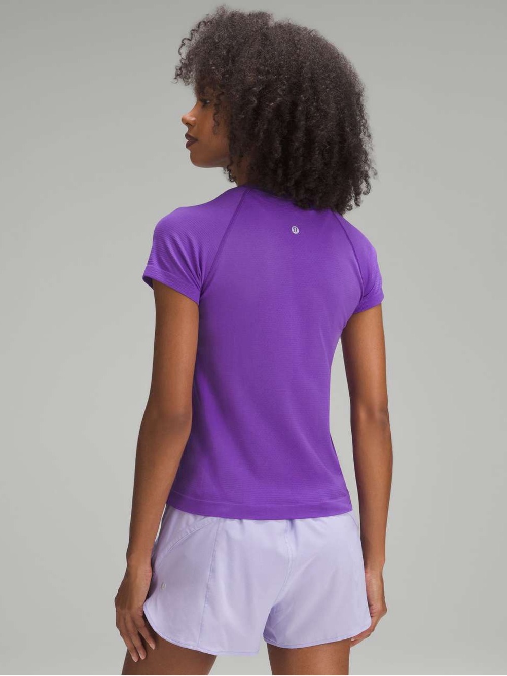 LULULEMON Tee-Shirt 💜PURPLE💜 - Picture 2 of 11